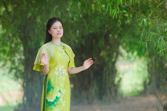 Phạm Thùy Linh ra mắt MV 'Bốn mùa cho con' tri ân mẹ mùa Vu Lan