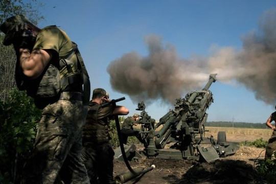Chỉ huy quân sự Mỹ lo ngại việc quân đội Ukraine lãng phí đạn pháo
