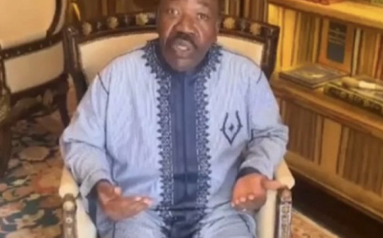 Tổng thống Gabon bị lật đổ lần đầu lên tiếng sau đảo chính quân sự