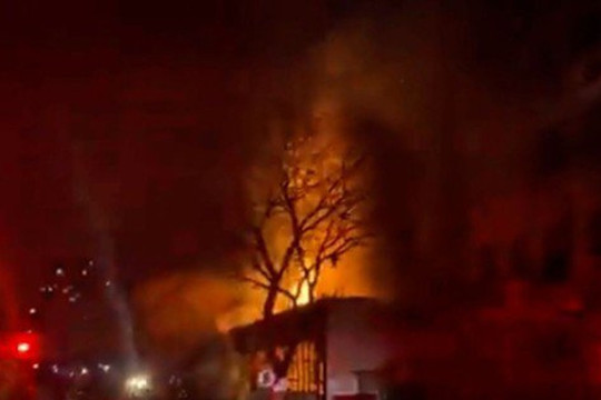 VIDEO: Kinh hoàng cháy nhà cao tầng ở Nam Phi, 52 người chết