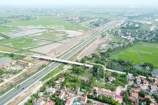 Hình ảnh nút giao cao tốc Cầu Giẽ - Ninh Bình với vành đai 5 vùng Hà Nội đang xây hầm chui 6 làn xe