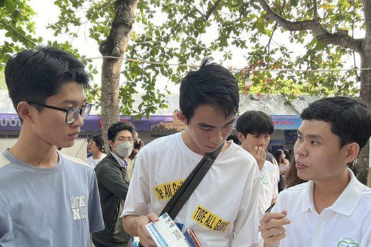 Nhiều trường đại học tại Hà Nội thông báo xét tuyển bổ sung