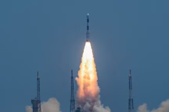 Ấn Độ phóng thành công tàu vũ trụ mang sứ mệnh nghiên cứu mặt trời