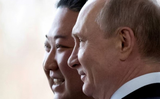 Báo Hàn Quốc: Ông Kim Jong Un đã lên tàu đến Nga?