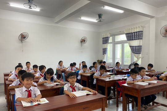 7 học sinh thôn Nam Yên đã đến trường học