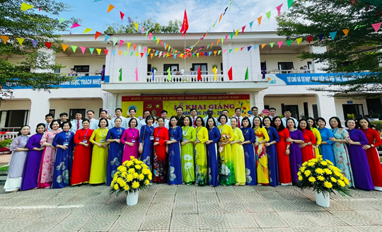 Trường THCS Lý Tự Trọng: Lá cờ đầu của ngành giáo dục huyện Bình Xuyên