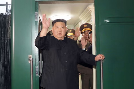 Nhã lãnh đạo Triều Tiên Kim Jong-un tới Nga, chuẩn bị gặp Tổng thống Putin