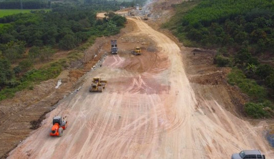 Khánh Hòa dự kiến xong mặt bằng cao tốc Vân Phong - Nha Trang trong tháng 9