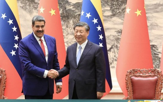 Venezuela sẽ đưa phi hành gia lên Mặt trăng nhờ tàu của Trung Quốc