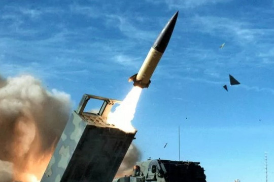 Nga cảnh báo đáp trả nếu Mỹ gửi tên lửa tầm xa ATACMS cho Ukraine