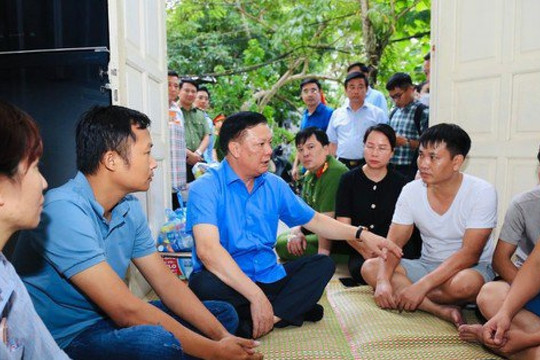 Hà Nội công bố đầu mối tiếp nhận ủng hộ nạn nhân vụ hỏa hoạn chung cư mini