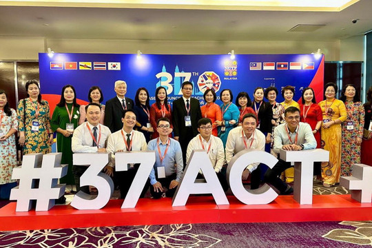 Công đoàn Giáo dục Việt Nam dự hội nghị giáo giới ASEAN Hàn Quốc