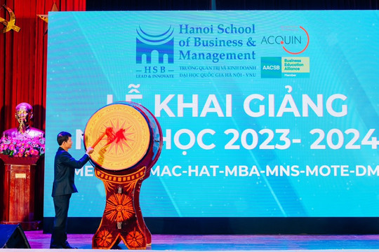 Trường Quản trị và Kinh doanh, ĐHQG Hà Nội khai giảng năm học 2023-2024