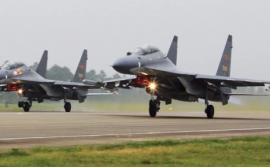 Đài Loan: 103 máy bay quân sự Trung Quốc áp sát đảo
