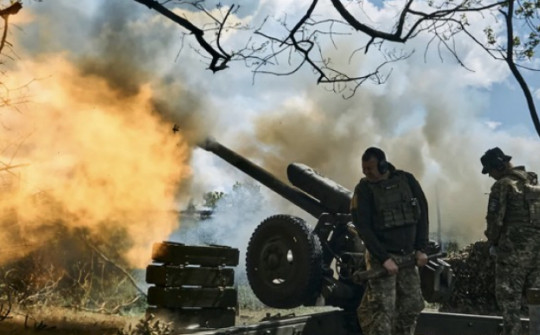 Ukraine tuyên bố vượt qua phòng tuyến Nga gần Bakhmut