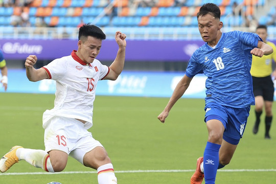 Video bóng đá U23 Việt Nam - U23 Mông Cổ: Cú đúp Quốc Việt, lợi thế cực lớn (ASIAD) (H1)