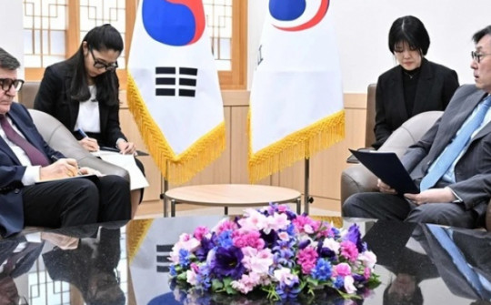 Hàn Quốc triệu tập đại sứ Nga sau chuyến thăm của ông Kim Jong-un