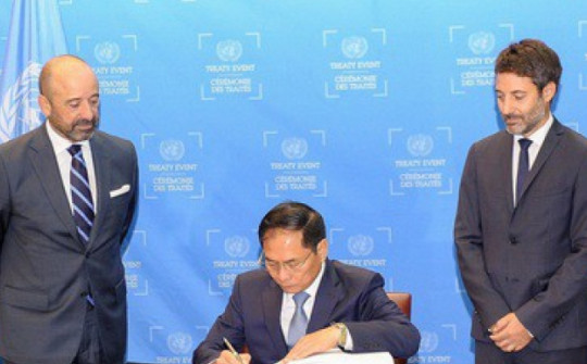 Việt Nam ký hiệp định mang tính lịch sử về biển cả
