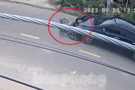 Vụ ô tô kéo lê xe máy sau va chạm: Triệu tập người đăng video và xúc phạm công an