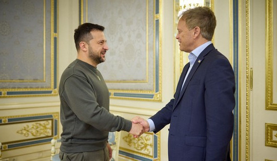 Tân Bộ trưởng Quốc phòng Anh bất ngờ thăm Ukraine