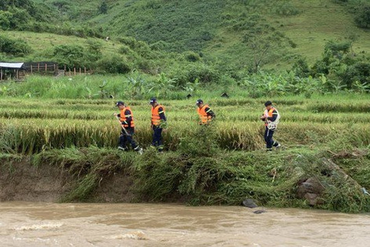 Tìm thấy thi thể 2 nạn nhân bị nước lũ cuốn trôi tại Sơn La
