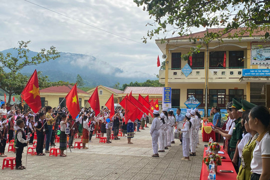 Học sinh vùng đặc biệt khó khăn ở Quảng Bình được miễn học phí