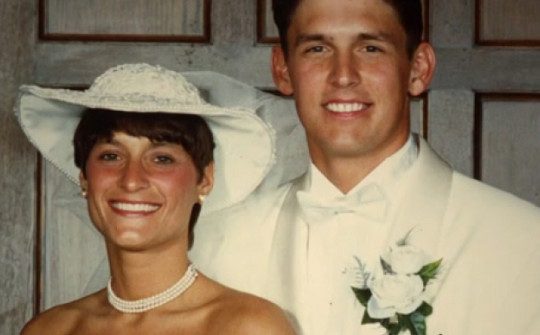 Cái chết bí ẩn của cô giáo trong phòng tắm: Cuộc hôn nhân hạnh phúc