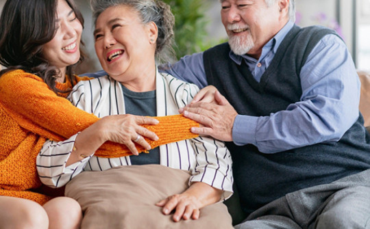 Bệnh Alzheimer và tầm quan trọng của sự chung tay giữa gia đình và cộng đồng