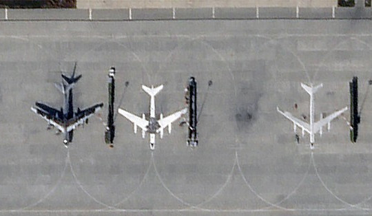 Nga vẽ hình máy bay lên đường băng để đánh lừa máy bay không người lái Ukraine