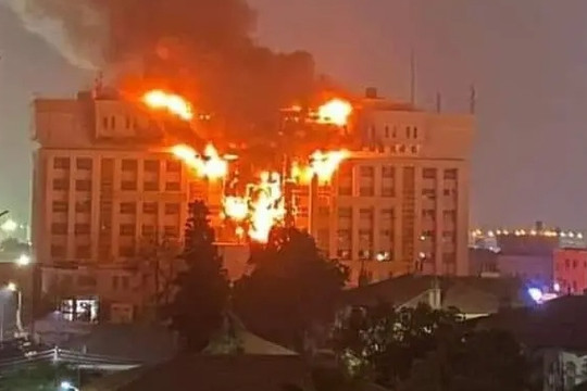 Cháy lớn tại trụ sở cơ quan an ninh ở Ai Cập