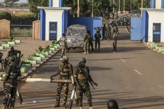 Tấn công khủng bố ở Niger: 29 binh sĩ thiệt mạng; chính quyền quân sự để quốc tang 3 ngày