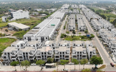 TP.HCM: Biệt thự, nhà phố trên 30 tỷ đồng/căn ‘bán không ai mua’