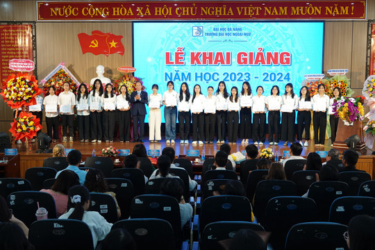 Trường ĐH Ngoại ngữ Đà Nẵng khai giảng năm học 2023 - 2024