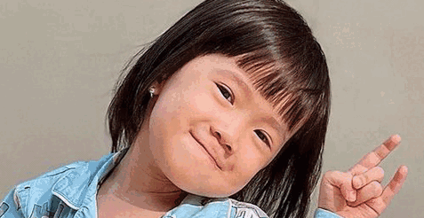 Khi "hot girl Tây Hồ" Chi Chi đóng vai cô giáo tiếng Anh: Mê cách cô ấy giả bộ bắn ngoại ngữ!