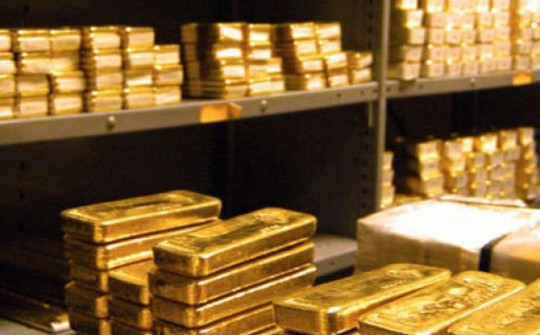 Quốc gia nào ở Đông Nam Á dự trữ vàng và tiền mặt thuộc top 10 thế giới?