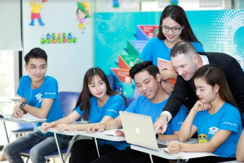 Nam Định rà soát việc dạy Tiếng Anh với người nước ngoài và kỹ năng sống