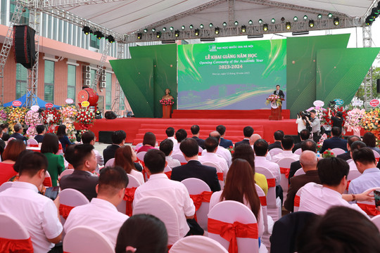 Đại học Quốc gia Hà Nội khai giảng năm học mới 2023 - 2024