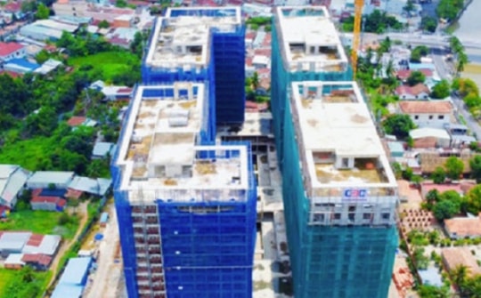 Cổ phiếu công ty ngành xây dựng từng tăng 300% hồi giữa năm 2020 bất ngờ tăng mạnh cả chục phiên