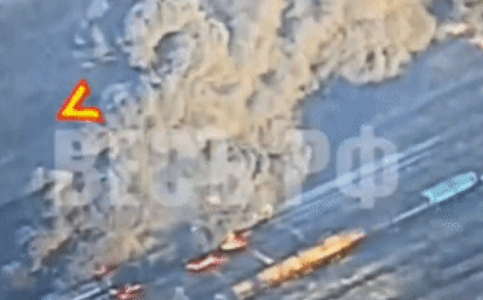 Thêm một đoàn tàu chở nhiên liệu của Ukraine bị phá hủy