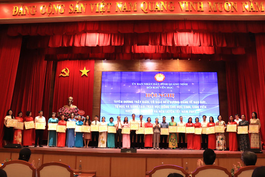 Quảng Ninh tuyên dương 28 thầy cô giáo xuất sắc