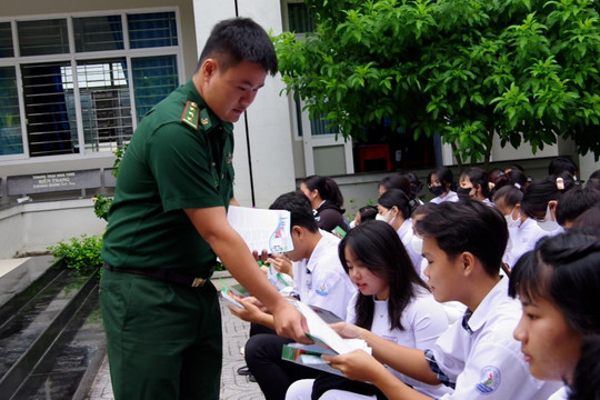 Tuyên truyền Luật Biên phòng Việt Nam cho học sinh tỉnh Bà Rịa-Vũng Tàu
