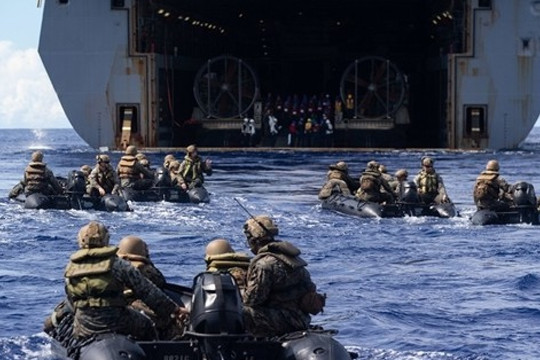CNN: 2.000 lính thủy đánh bộ Mỹ áp sát bờ biển Israel