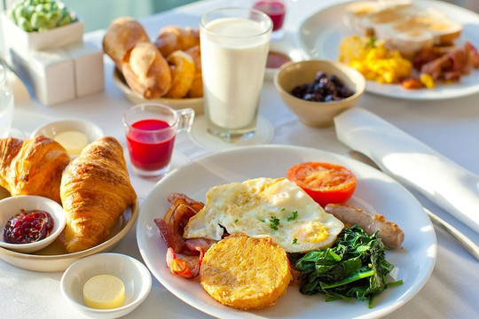 7 kiểu ăn sáng rút ngắn tuổi thọ và gây hại sức khoẻ