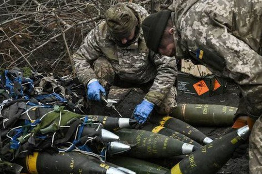 Mỹ chuyển cho Israel số đạn đáng nhẽ được viện trợ cho Ukraine