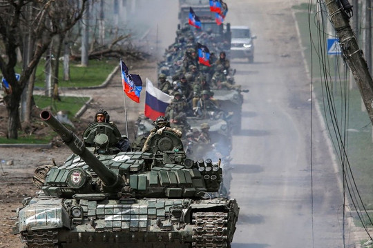 Đại tá Áo: Nga ‘mix hỏa lực’, tăng thiết giáp Ukraine tê liệt