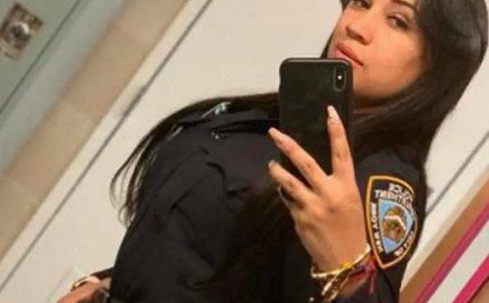 Mỹ: Phát hiện gây sốc về nữ sĩ quan cảnh sát tuyên bố “đam mê công việc”