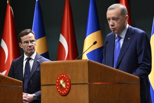 Tổng thống Thổ Nhĩ Kỳ bật đèn xanh để Thụy Điển gia nhập NATO
