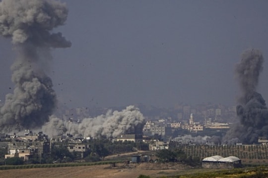 Chiến sự Trung Đông: Israel sử dụng bom địa chấn tấn công Gaza