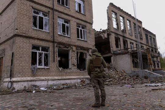 Cựu cố vấn của ông Zelensky dự đoán Ukraine khó giữ được Avdiivka