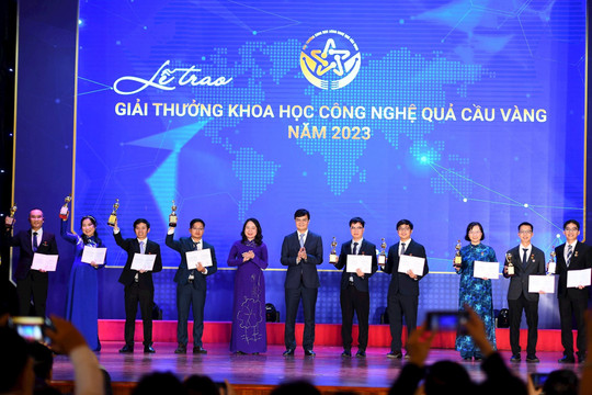 Vinh danh 10 nhà khoa học trẻ nhận giải thưởng Quả cầu vàng 2023